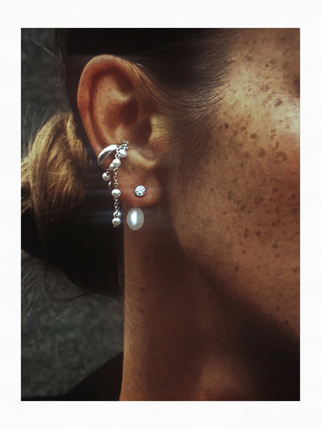 GEnt Silver Ear Object